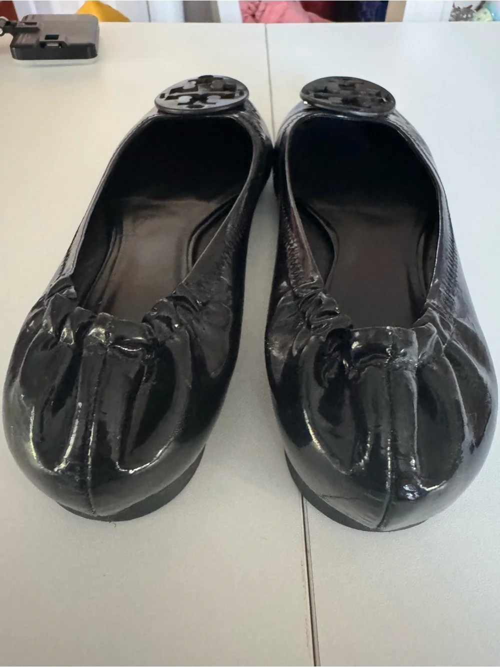 Tory Burch Black Patent Logo Round-Toe Ballet Flats size 9